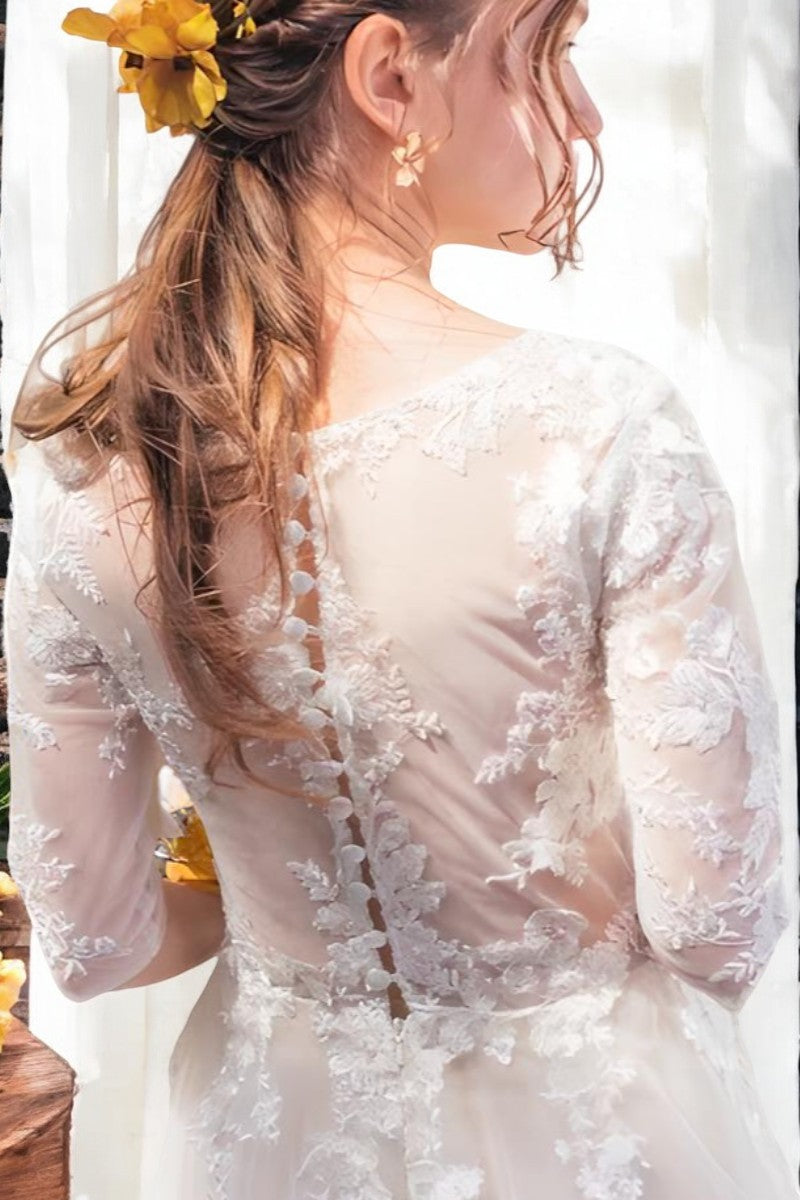 Vintage Floral Lace A-Line Wedding Gown with Sheer Sleeves