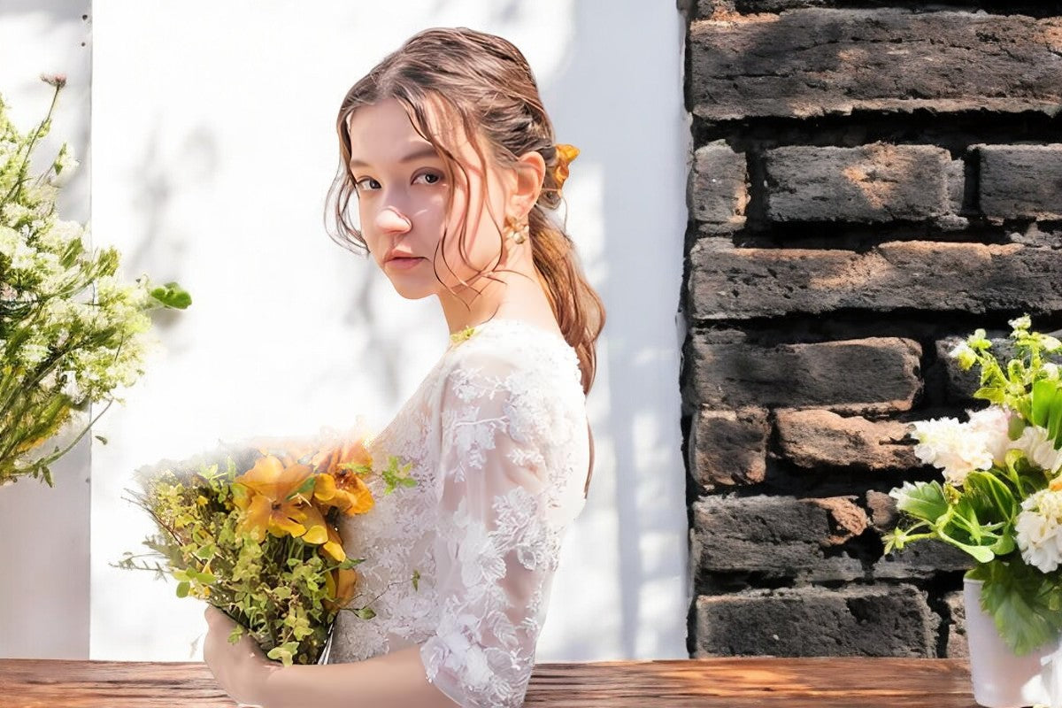 Vintage Floral Lace A-Line Wedding Gown with Sheer Sleeves